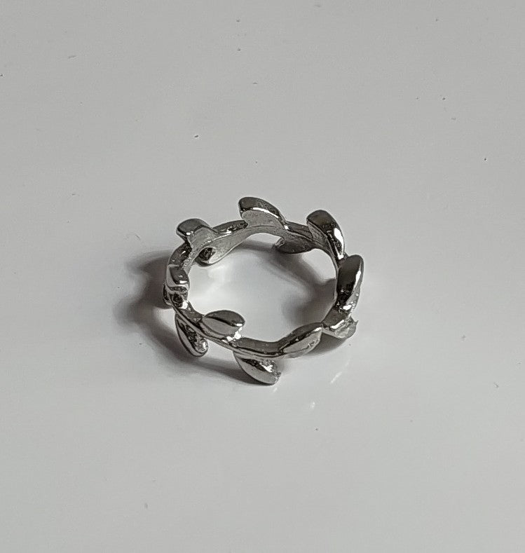 Silver Leaf Ring