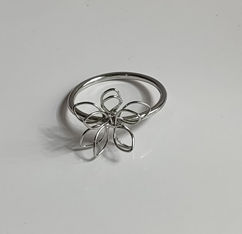 Silver Flower Ring