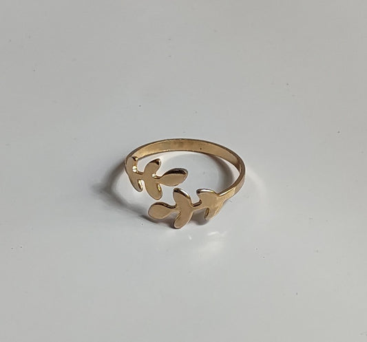 Golden Leaf Ring