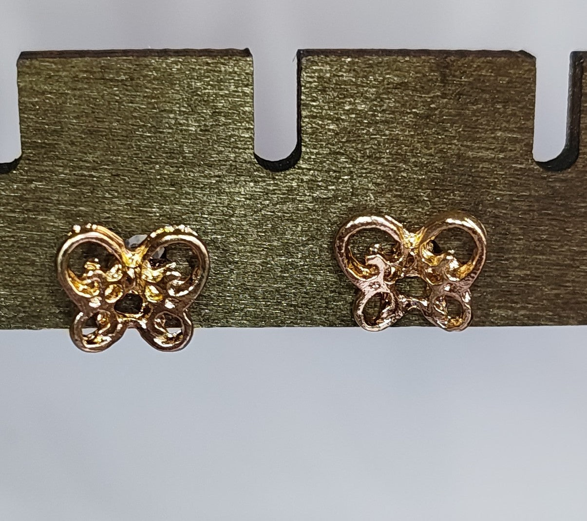 Golden Studs
