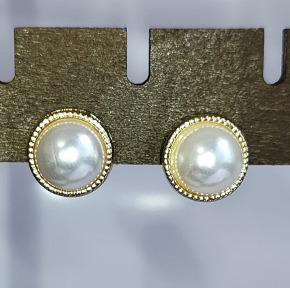 Golden Pearl Earrings