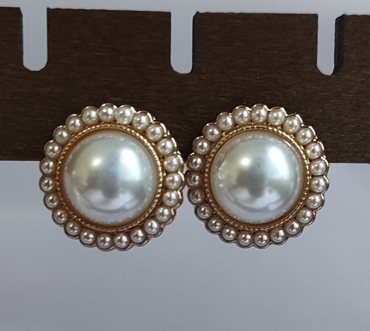 Golden Pearl Earrings