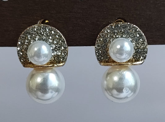 Golden Pearl Earrings