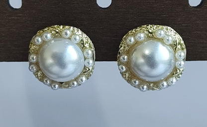 Golden Pearl Earrings