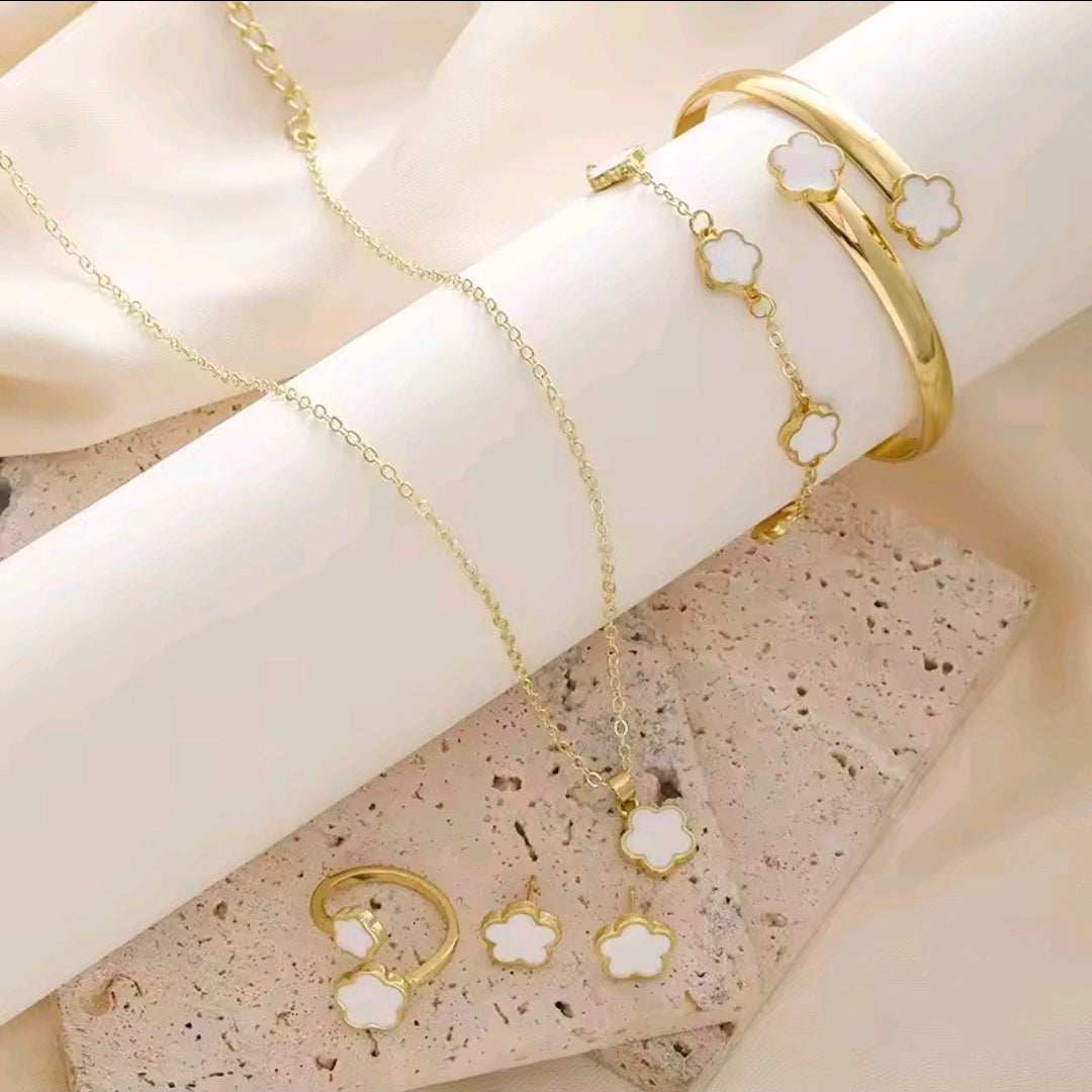 Five Petal Clover Set