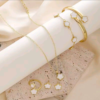 Five Petal Clover Set