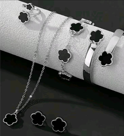 Five Petal Clover Set