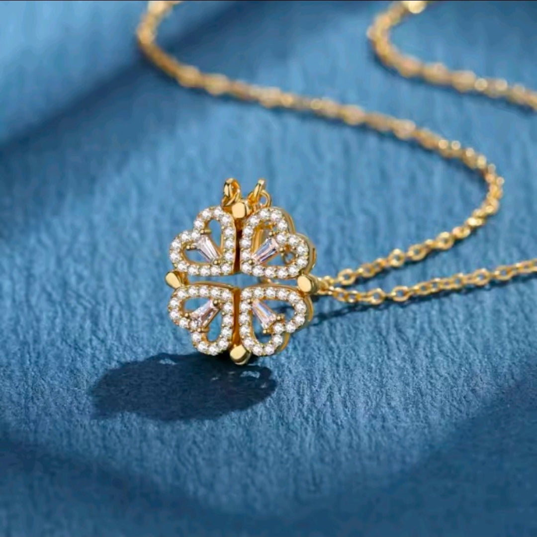 Clover Magnetic Necklace
