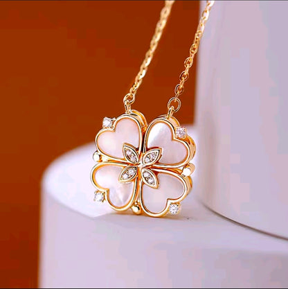 Clover Magnetic Necklace