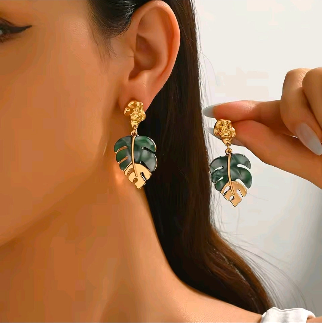 Monstera Leaf Earrings